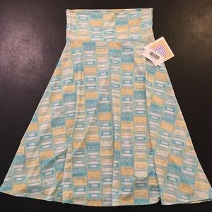 LuLaRoe Azure Skirt (XS)